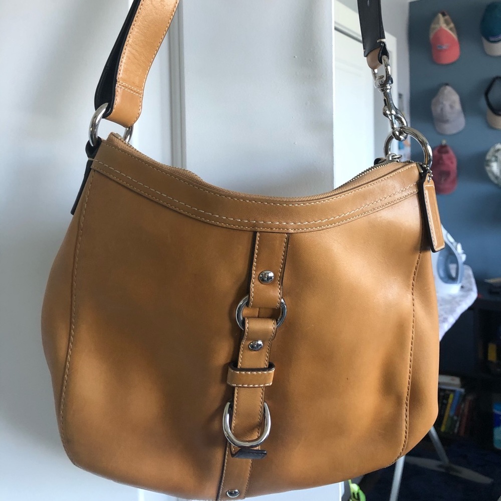 brown leather COACH bag in great condition